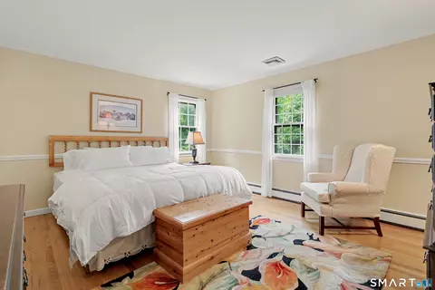 28 Winding Brook Ln, Redding, CT 06896 photo 19