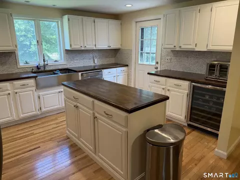 Kitchen - 8 Plainview Dr, Plainfield, CT 06374 photo 1 of 2