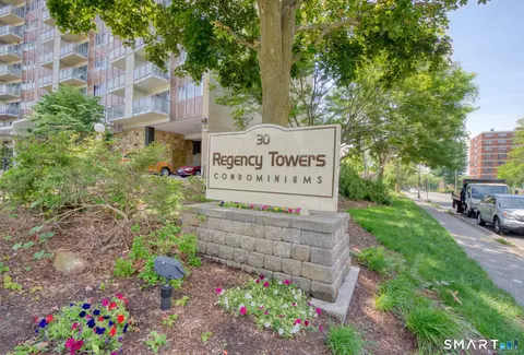 30 Woodland St #9M, Hartford, CT 06105