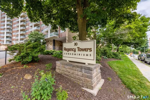 30 Woodland St #9M, Hartford, CT 06105
