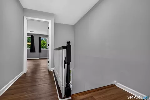 Entry Way - 59 Ridge Rd #59, Wethersfield, CT 06109 photo 2 of 2