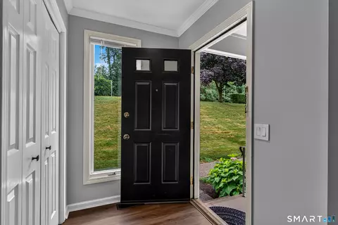 Entry Way - 59 Ridge Rd #59, Wethersfield, CT 06109 photo 1 of 2