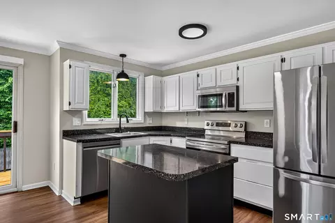 Kitchen - 59 Ridge Rd #59, Wethersfield, CT 06109 photo 1 of 4