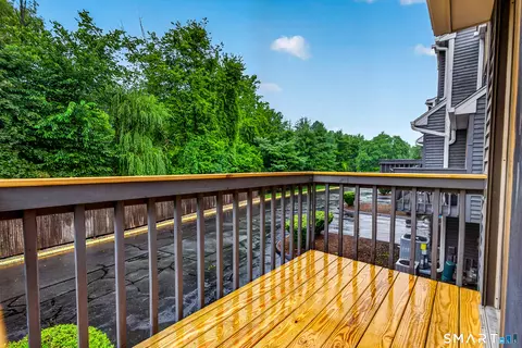 Exterior - 59 Ridge Rd #59, Wethersfield, CT 06109 photo 3 of 8