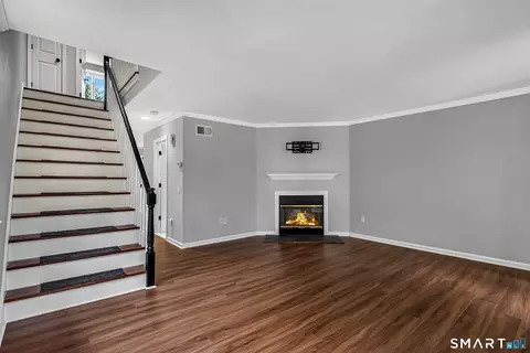 Living - 59 Ridge Rd #59, Wethersfield, CT 06109 photo 2 of 3