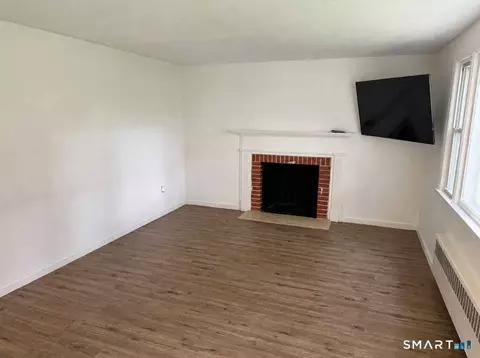 Living - 13 Midian Ave, Windsor, CT 06095 photo 3 of 4