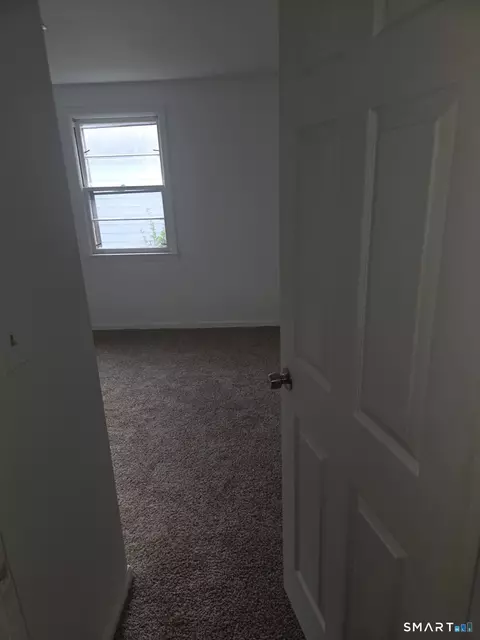 Bedroom - 13 Midian Ave, Windsor, CT 06095 photo 6 of 14