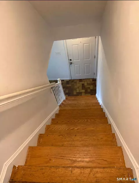 Entry Way - 13 Midian Ave, Windsor, CT 06095 photo 1 of 4
