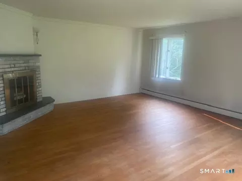 Living - 107 Tower Rd, Brookfield, CT 06804 photo 2 of 6
