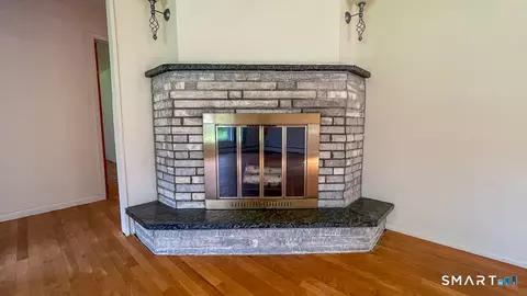 Living - 107 Tower Rd, Brookfield, CT 06804 photo 3 of 5