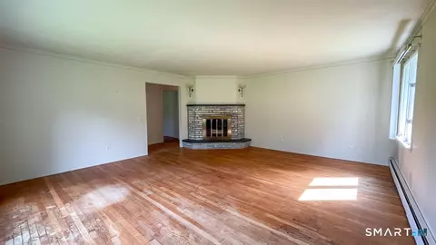 Living - 107 Tower Rd, Brookfield, CT 06804 photo 2 of 5