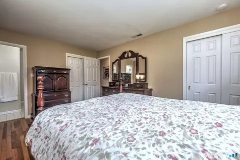 Bedroom - 31 Paugussett Rd, Sandy Hook, CT 06482 photo 2 of 6