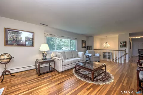 Living - 31 Paugussett Rd, Sandy Hook, CT 06482 photo 3 of 4