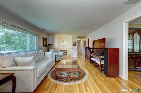 Living - 31 Paugussett Rd, Sandy Hook, CT 06482 photo 4 of 4