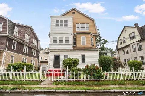 148 Kent St, Hartford, CT 06112