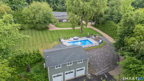 Exterior - 181 Cook Rd, Prospect, CT 06712 photo 7 of 8