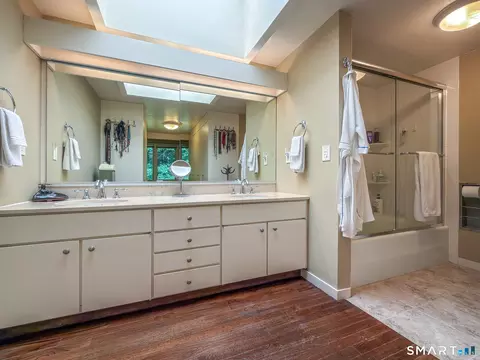 Bath - 280 E Street St S, Goshen, CT 06756 photo 1 of 3
