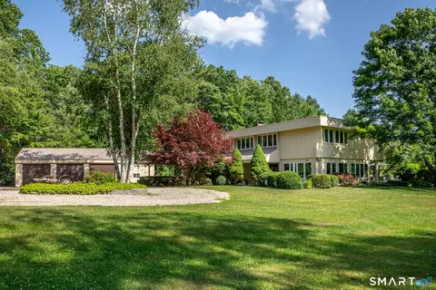 Exterior - 280 E Street St S, Goshen, CT 06756 photo 2 of 16