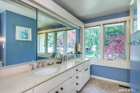 Bath - 280 E Street St S, Goshen, CT 06756 photo 3 of 3