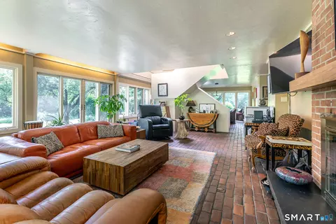 Living - 280 E Street St S, Goshen, CT 06756 photo 1 of 4