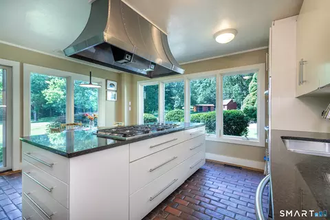 Kitchen - 280 E Street St S, Goshen, CT 06756 photo 1 of 2