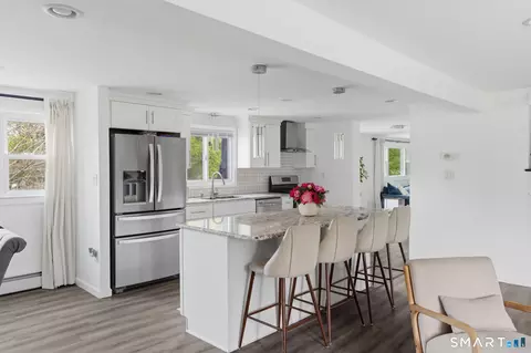 Kitchen - 25 Toll Gate Rd, Wethersfield, CT 06109 photo 3 of 5