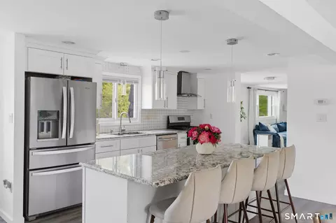 Kitchen - 25 Toll Gate Rd, Wethersfield, CT 06109 photo 2 of 5