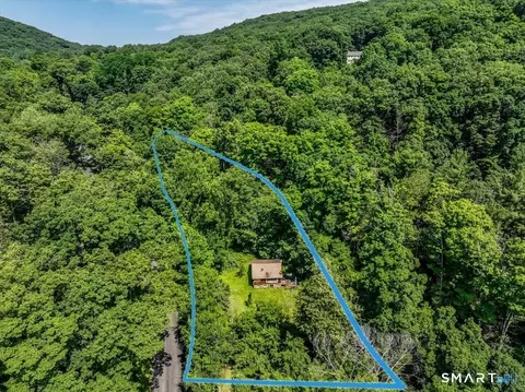 16 Sawyer Hill Rd, New Milford, CT 06776