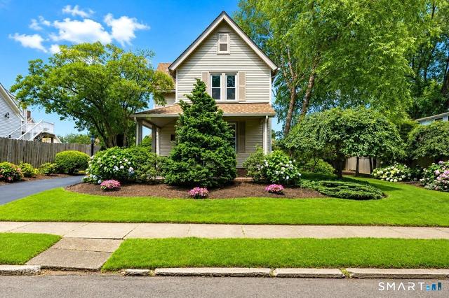 6 Harborside Dr, Milford, CT 06460