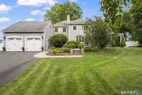 29 Two Mile Rd, Farmington, CT 06032