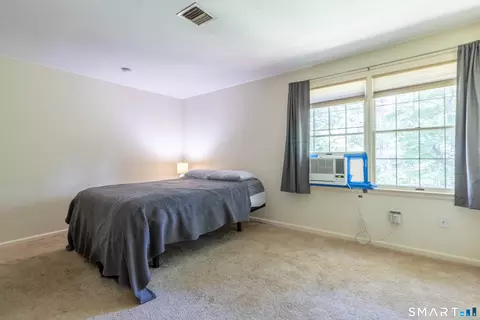Bedroom - 283 Strawberry Cir, Windsor, CT 06095 photo 5 of 8