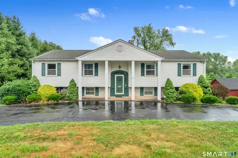 359 N Elm St, Wallingford, CT 06492