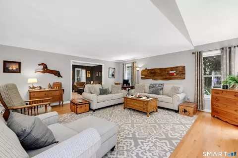 Living - 107 Robin Dr, Canton, CT 06019 photo 3 of 5
