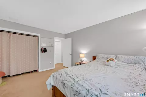 Bedroom - 107 Robin Dr, Canton, CT 06019 photo 7 of 9