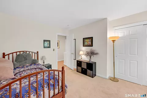Bedroom - 107 Robin Dr, Canton, CT 06019 photo 5 of 9