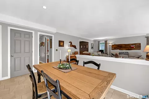 Dining - 107 Robin Dr, Canton, CT 06019 photo 3 of 3
