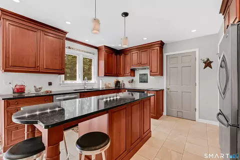 Kitchen - 107 Robin Dr, Canton, CT 06019 photo 1 of 4