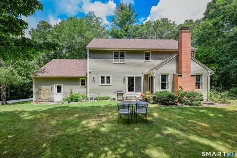 Exterior - 107 Robin Dr, Canton, CT 06019 photo 8 of 8