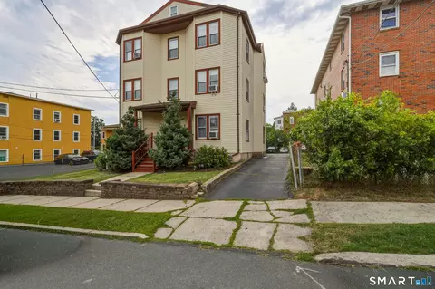 110 Gold St, New Britain, CT 06053
