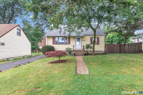 406 Peet St, Bridgeport, CT 06606