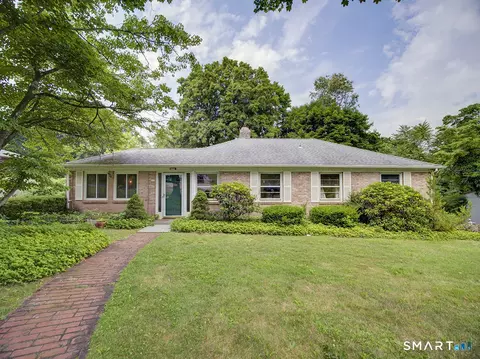 373 Broadway, Hamden, CT 06518