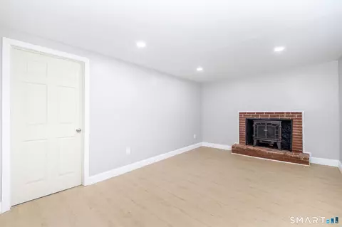 Living - 343 Alling St, Berlin, CT 06037 photo 4 of 4