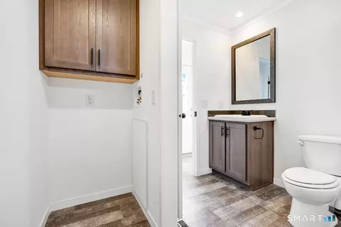 22 E St, Groton, CT 06340 photo 7