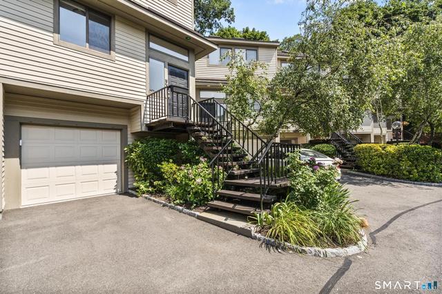 2435 Bedford St #11C, Stamford, CT 06905