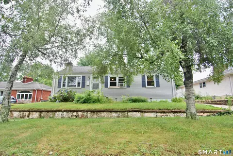 64 Saint Andrew Ave, East Haven, CT 06512