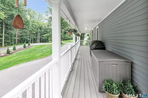 Exterior - 4 Founders Way, Monroe, CT 06468 photo 4 of 6