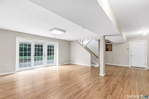 Living - 4 Founders Way, Monroe, CT 06468 photo 7 of 7