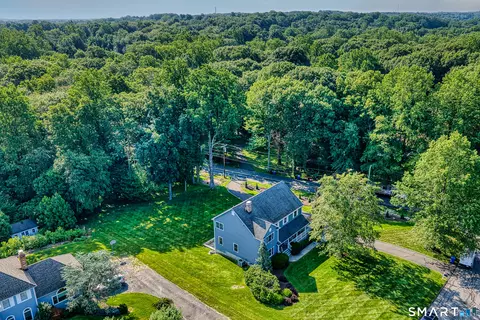 View/Area - 4 Founders Way, Monroe, CT 06468 photo 2 of 2