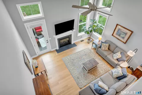 Living - 41 Soderman Way #41, Cheshire, CT 06410 photo 4 of 4