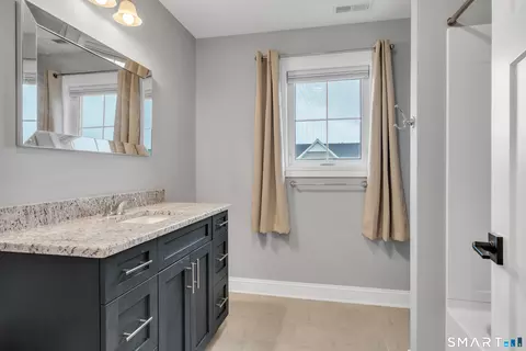 Bath - 41 Soderman Way #41, Cheshire, CT 06410 photo 4 of 5